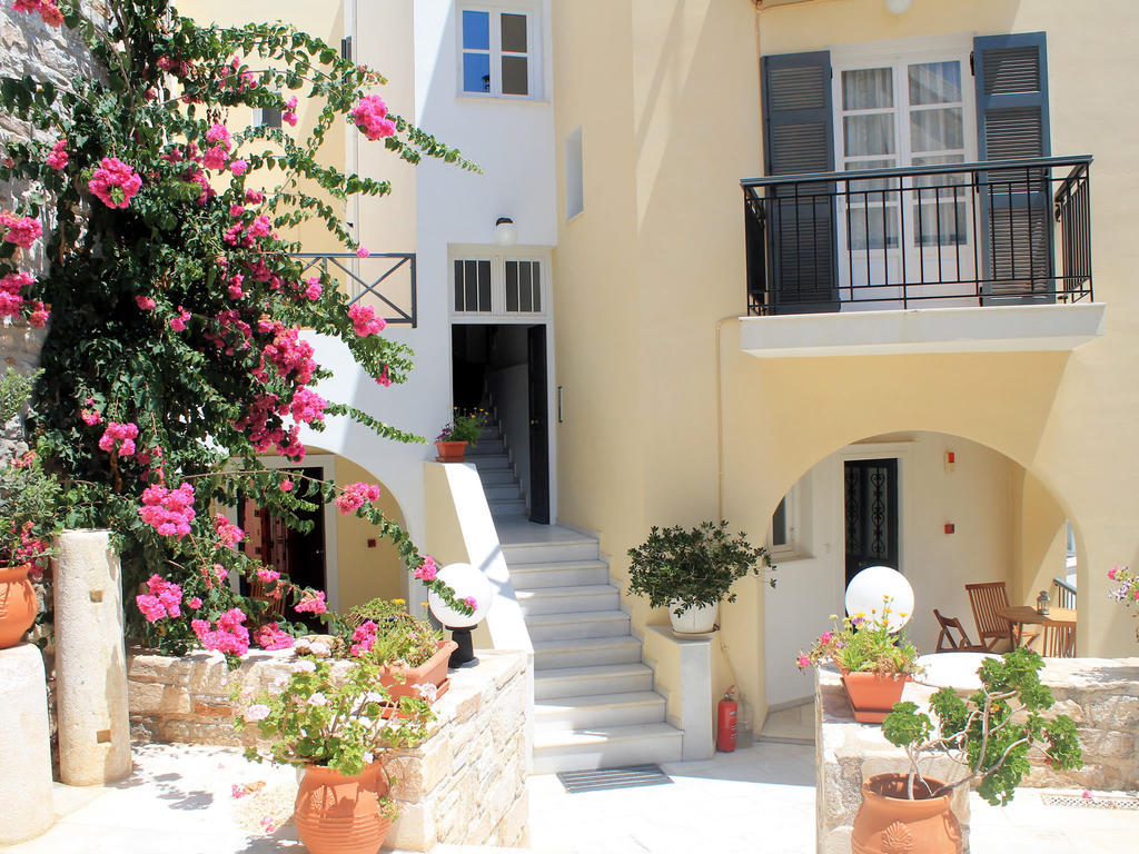 Ethrion Hotell Ermoúpoli Rom bilde